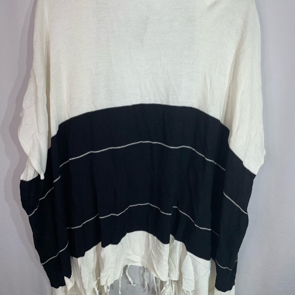 The Limited Black & White Open Front Drape Style Cardigan Size M/L. 0025 - Picture 7 of 8